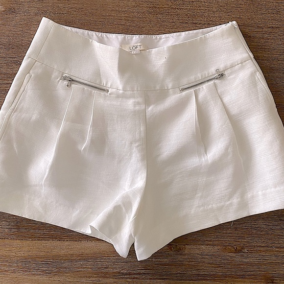 LOFT Pants - Loft white shorts